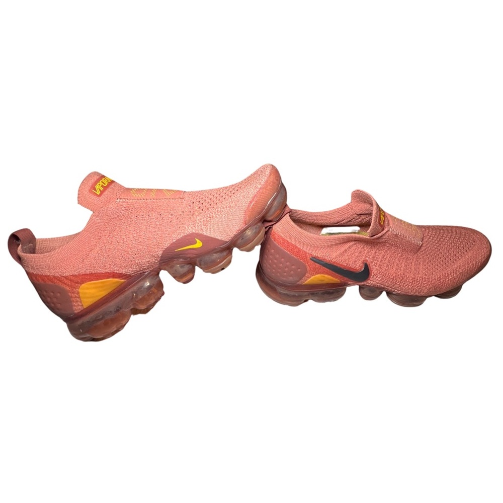 Nike VAPORMAX 6.5 women’s running shoe